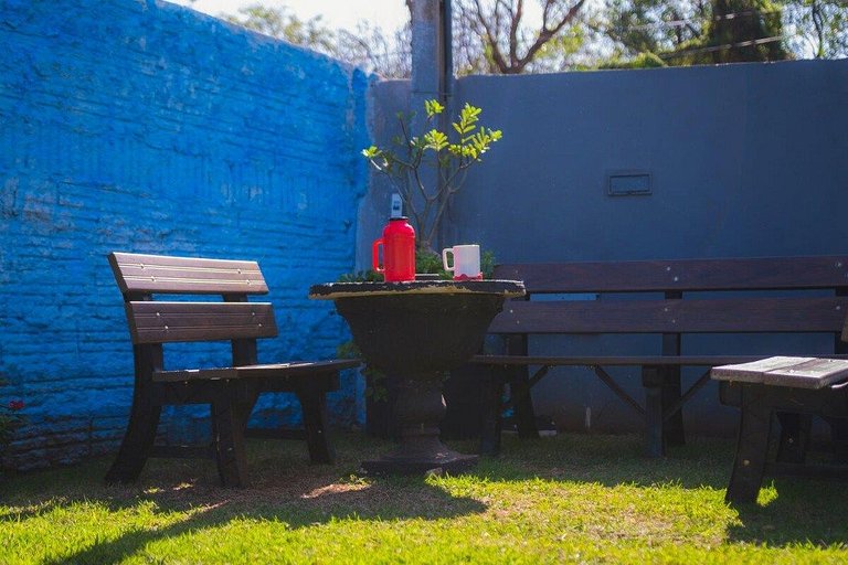 Completa , academia e parque ao ar livre , com ar