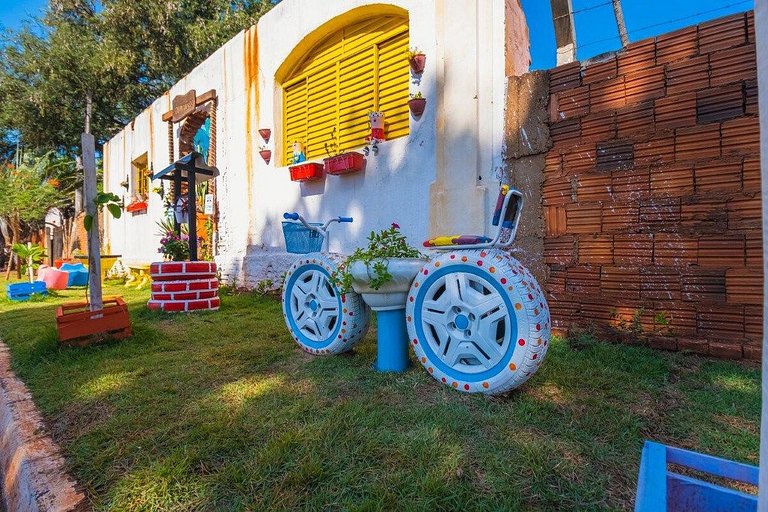 Completa , academia e parque ao ar livre , com ar