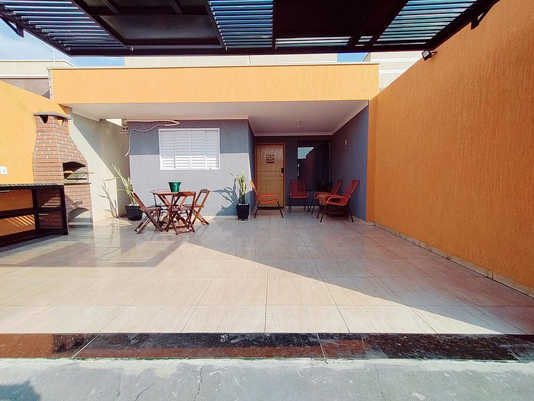 casa completa, 2 quartos com ar-condicionado, no centro hote