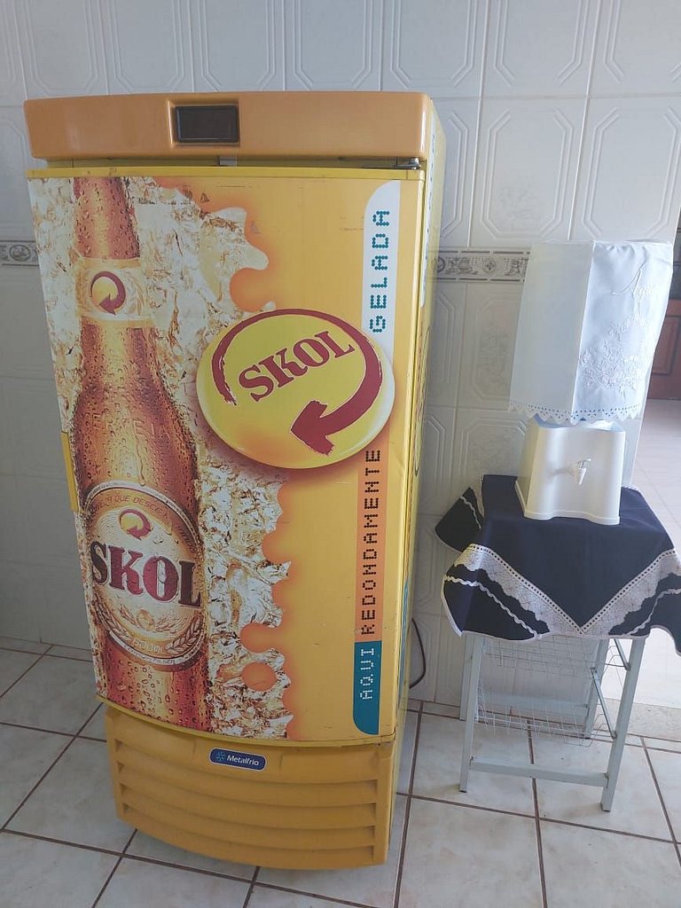 2 suítes, área externa ampla