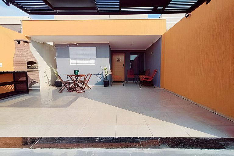 Casa no centro hoteleiro de Andradina, 250 mega