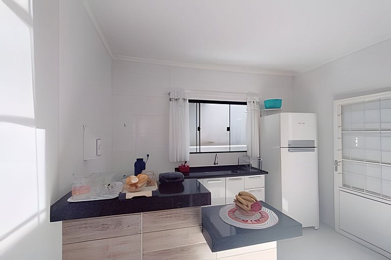 Casa no centro hoteleiro de Andradina, 250 mega