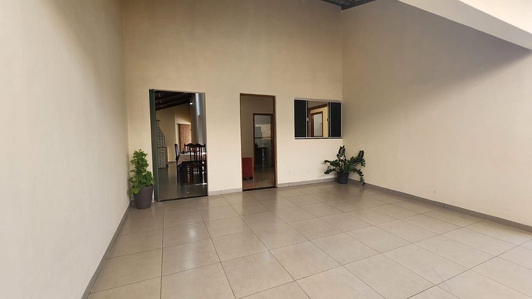 Casa inteira no centro da cidade